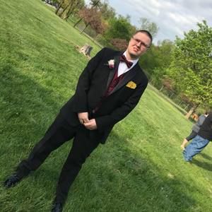 Meet your Posher, Dakota